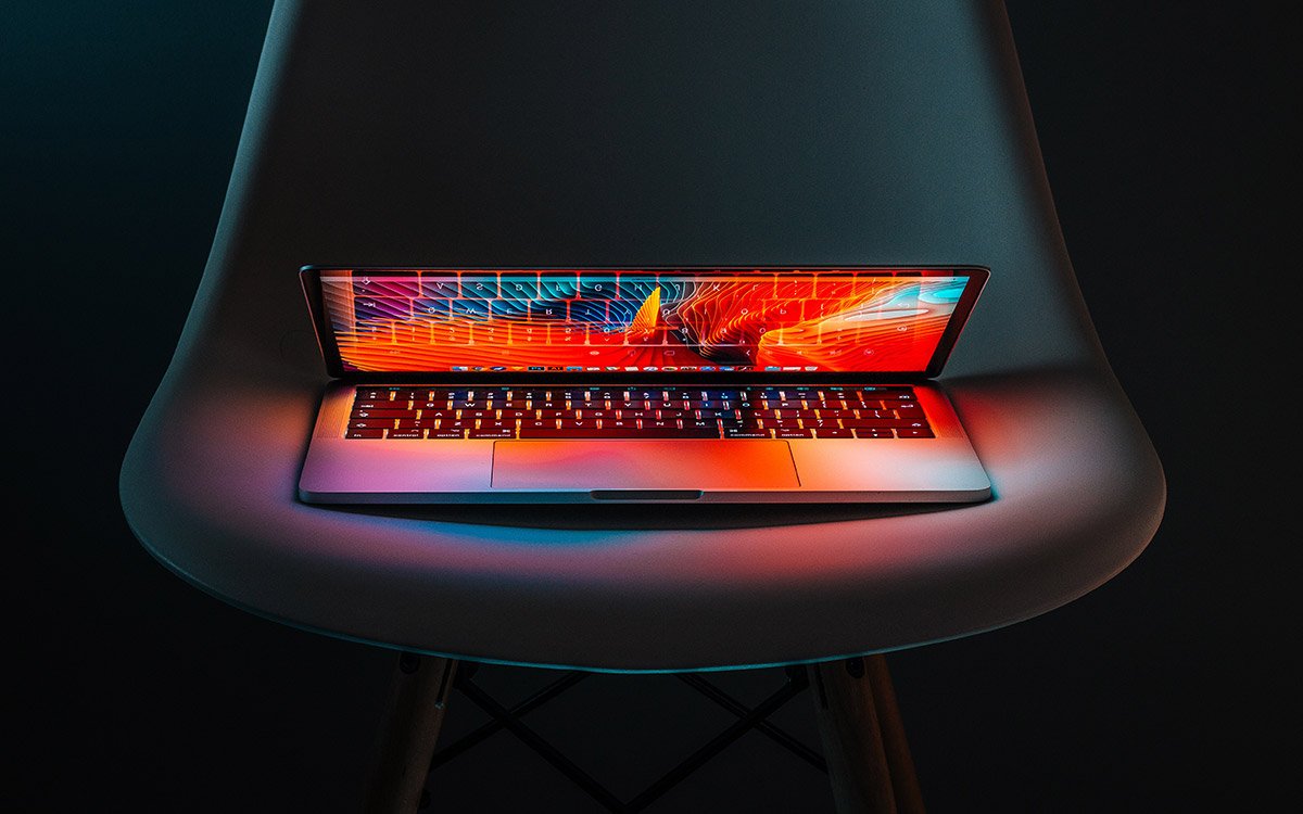 MacBook Pro’s Magical Hinge Will Excite Apple’s Faithful